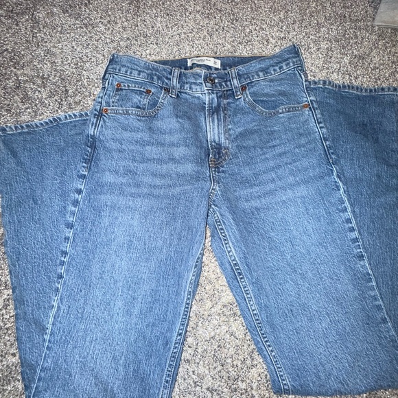 Abercrombie High Rise Bootcut - Picture 4 of 5